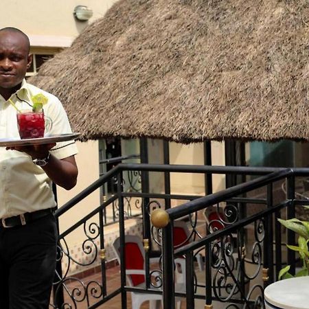 Room In Lodge - Apartment Royale Hotel-3 Bd Apartment Ikeja Eksteriør billede